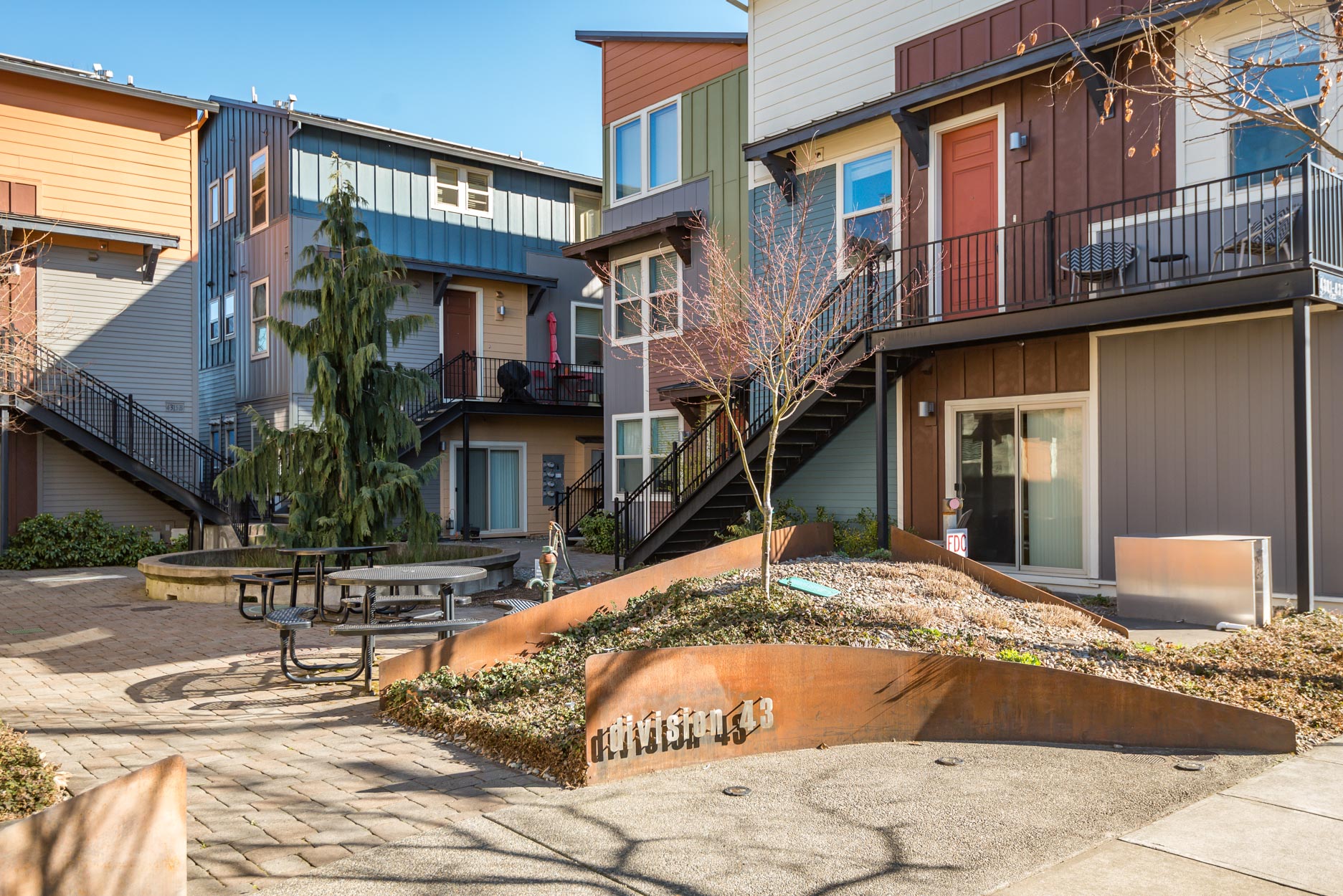 Eco-Friendly Richmond Condo Eco-Friendly Richmond Condo